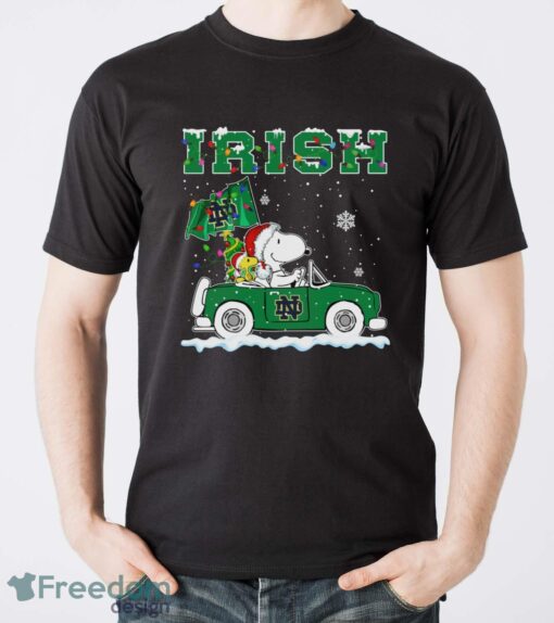 Notre Dame Fighting Irish Snoopy And Woodstock Driving Car Shirt Sweatshirt Hoodie - Men T-Shirt