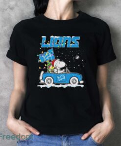 Official Peanuts Snoopy And Woodstock Drive Car Detroit Lions Christmas Shirt - Ladies T-Shirt