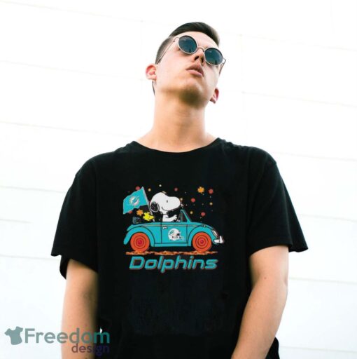 Official Peanuts Snoopy And Woodstock On Car Miami Dolphins Go Fins Shirt - G500 Gildan T-Shirt