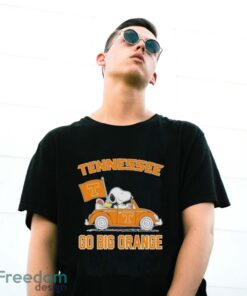 Official Peanuts Snoopy And Woodstock On Car Tennessee Volunteers Go Big Orange Shirt - G500 Gildan T-Shirt