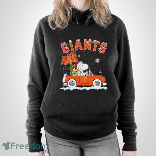 San Francisco Giants Snoopy And Woodstock Driving Car Shirt Sweatshirt Hoodie - Unisex Pullover Hoodie