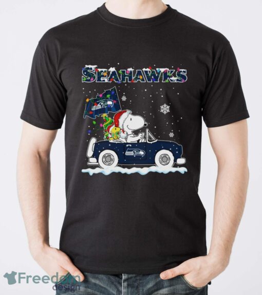 Seattle Seahawks Snoopy And Woodstock Driving Car Shirt Sweatshirt Hoodie - Men T-Shirt