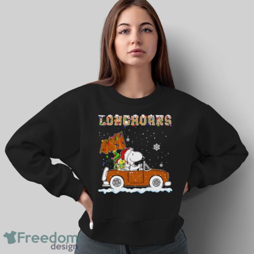 Texas Longhorns Snoopy And Woodstock Driving Car Shirt Sweatshirt Hoodie - Sweatshirt